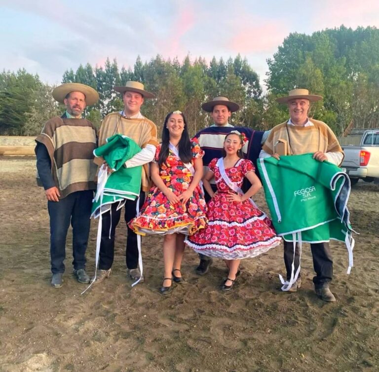 611281120_122201020808562105_4665879422713790367_n